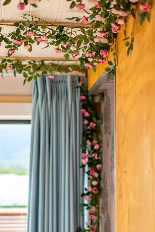 Waikoura Springs Bed & Breakfast Kaikoura Exterior foto